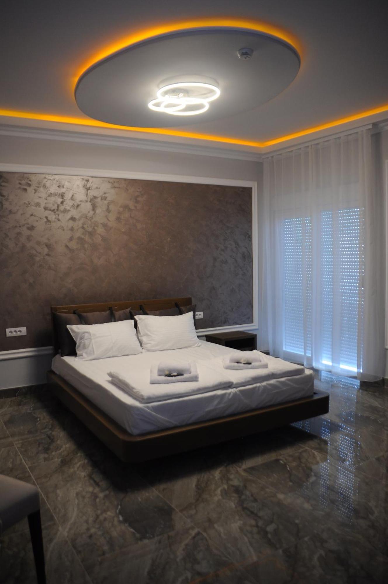 Hotel Sobe Sova Kikinda Extérieur photo